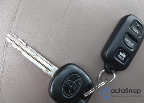 2005 Toyota Camry Xle V6 from USA, damaged, VIN 4T1BF30K35U085678